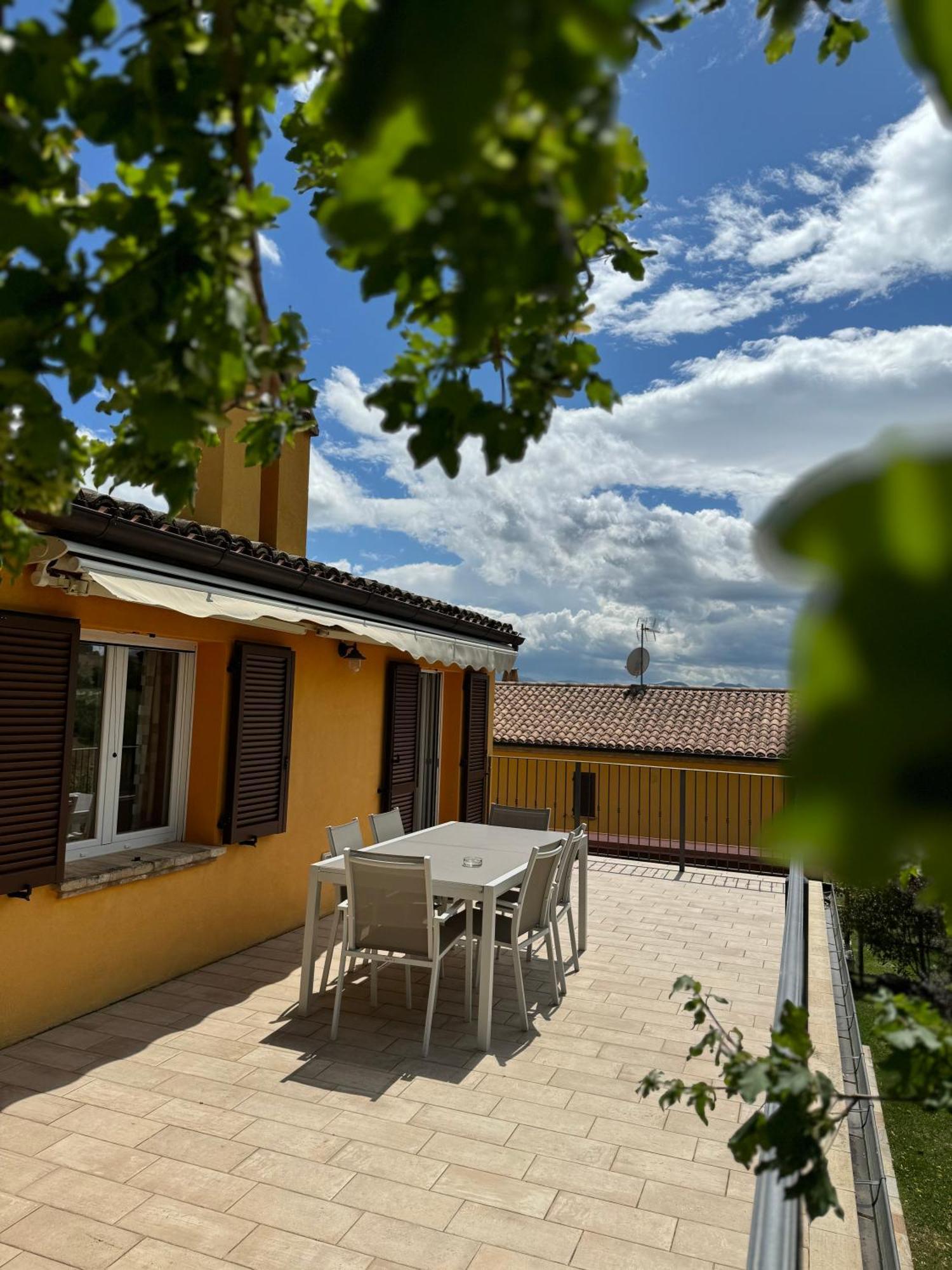 Montenovo Country House Ostra Vetere Exteriör bild
